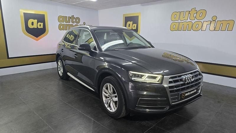 Cinza Usado 2020 Audi Q5 Sport SUV | € 32.850 - Imagem 1/4