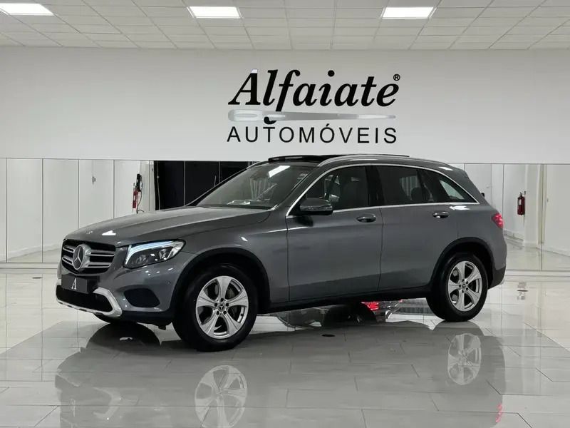 Cinza Usado 2017 Mercedes GLC220 SUV | € 29.890 (Preço justo) - Imagem 1/4