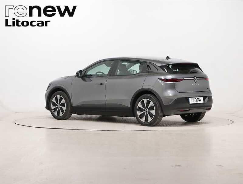 Usado Renault Megane E-Tech Evolution 95 kW (130 HP) 2024 Cinzento SUV