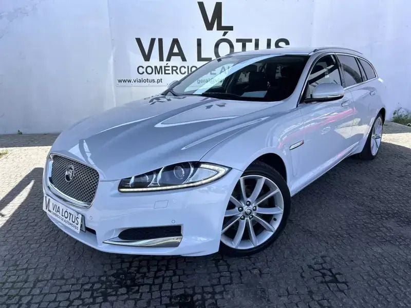 Branco Usado 2012 Jaguar XF Sportbrake Luxury Carrinha | € 16.900 - Imagem 1/4