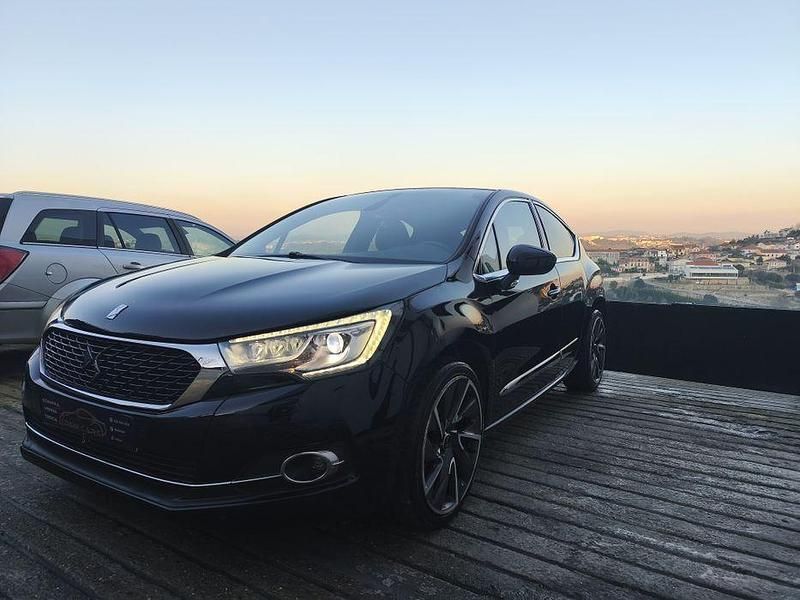Usado Citroën DS4 211 HP (155 kW) 2015 Citadino