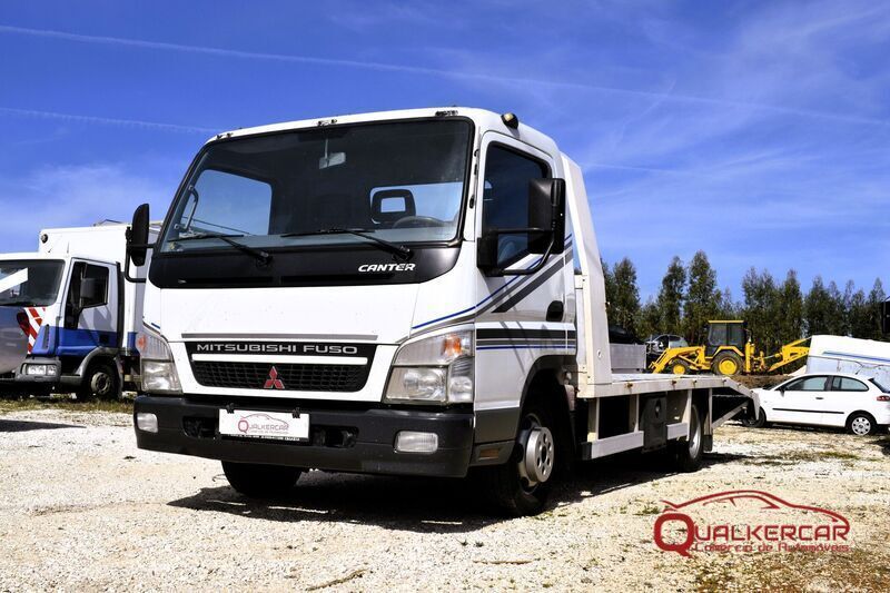 Branco Usado 2006 Mitsubishi Canter | € 17.500 (Preço justo) - Imagem 1/4