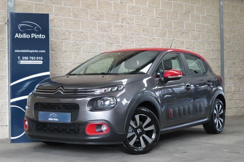 Cinza Usado 2019 Citroën C3 Feel Citadino | € 11.750 (Preço justo) - Imagem 1/4