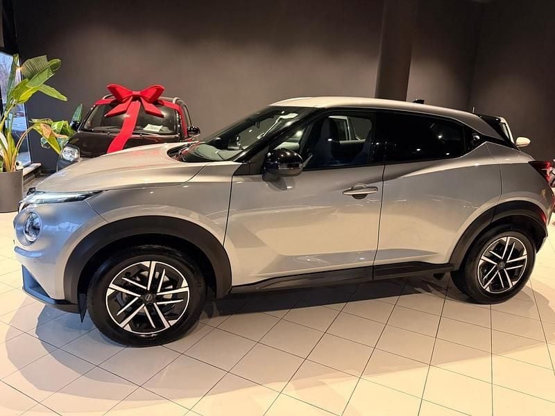 Usado Nissan Juke 114 HP (83 kW) 2025 Cinzento SUV