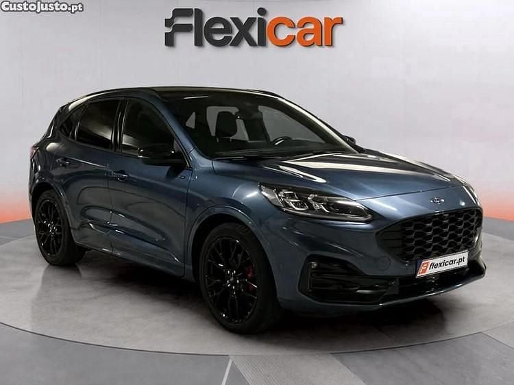 Azul Usado 2023 Ford Kuga ST-Line X SUV | € 19.490 (Bom preço) - Imagem 1/1