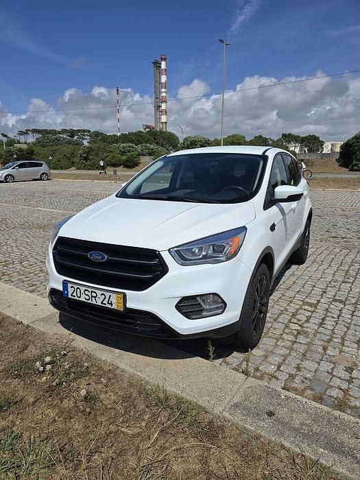 Usado 2017 Ford Kuga SUV | € 16.500 (Preço justo) - Imagem 1/4