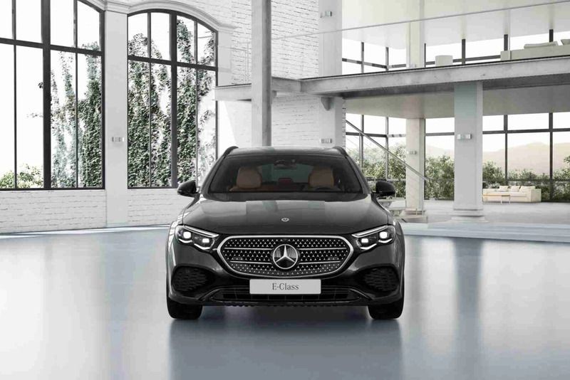 Cinzento Novo 2025 Mercedes E450 Carrinha | € 134.743 - Imagem 1/4