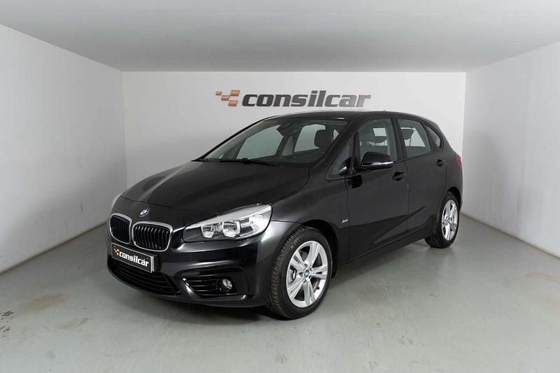 Usado BMW 216 Active Tourer Sport Line 116 HP (85 kW) 2017 Preto Monovolume