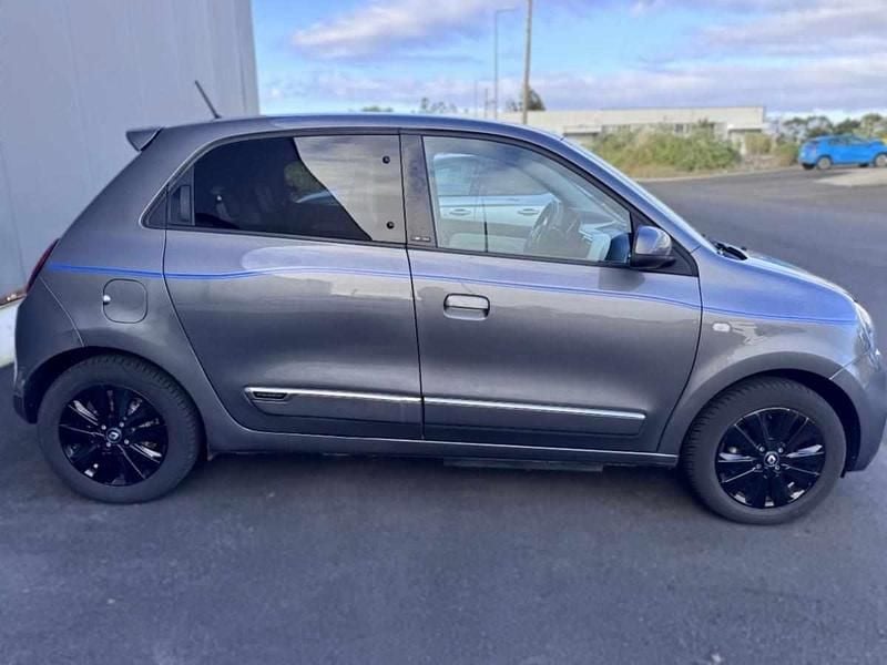 Usado Renault Twingo 60 kW (82 HP) 2021 Cinzento Citadino