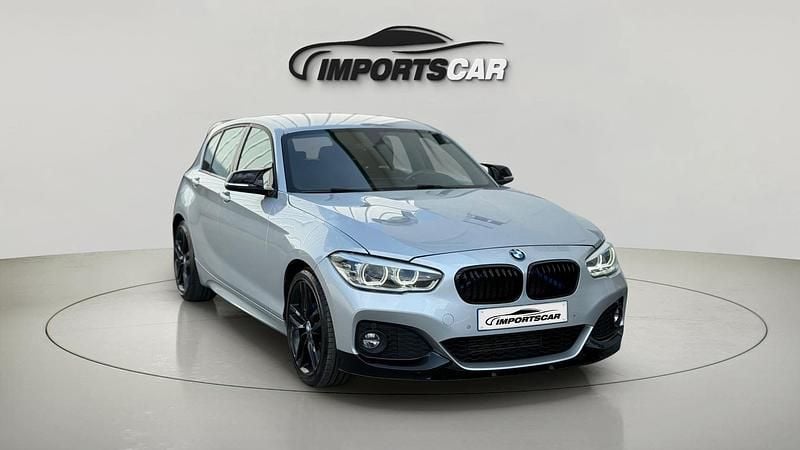 Cinza Usado 2016 BMW 118 Citadino | € 19.999 (Preço justo) - Imagem 1/4