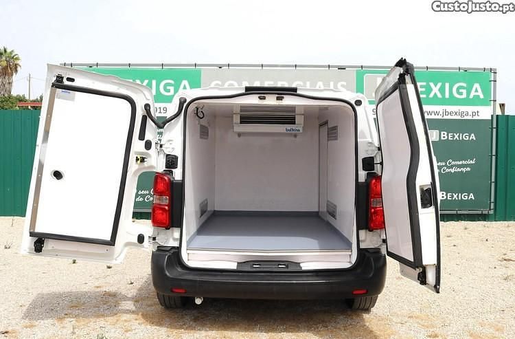 Branco Usado 2020 Opel Vivaro Van | € 23.900 (Caro) - Imagem 1/1