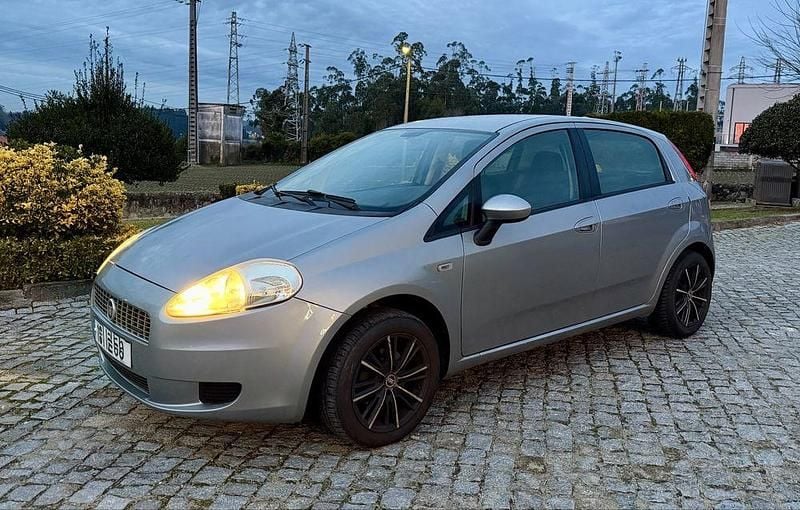 Usado 2010 Fiat Punto | € 3.750 (Super Preço) - Imagem 1/4