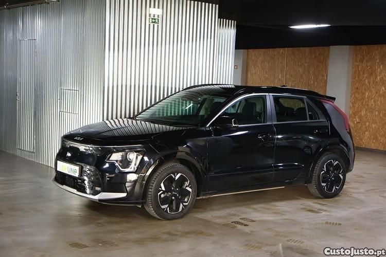 Preto Usado 2022 Kia e-Niro SUV | € 26.900 (Preço justo) - Imagem 1/1