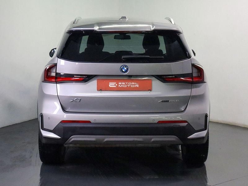 Usado BMW X1 245 HP (180 kW) 2023 Cinza SUV
