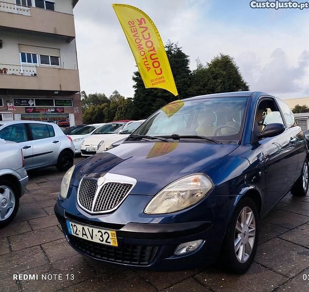 Azul Usado 2005 Lancia Ypsilon Citadino | € 2.999 - Imagem 1/1