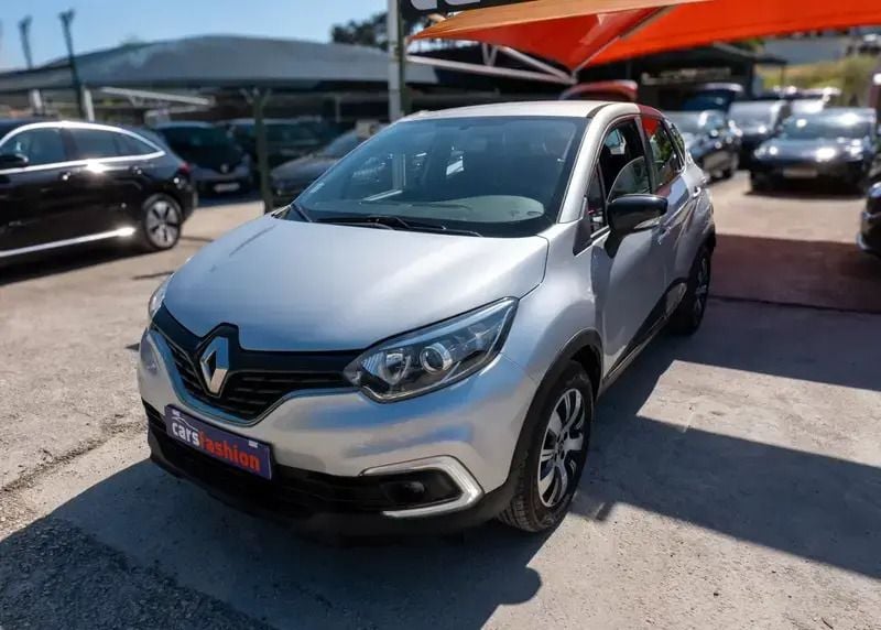 Cinza Usado 2019 Renault Captur SUV | € 12.500 (Super Preço) - Imagem 1/4