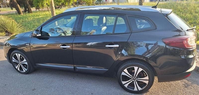 Usado 2011 Renault Mégane III Bose Edition Sedan | € 4.425 (Bom preço) - Imagem 1/4