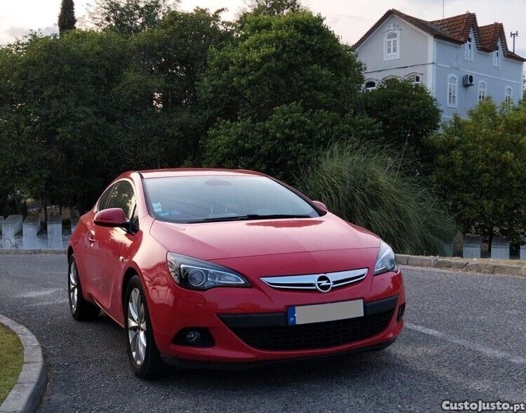 Vermelho Usado 2011 Opel Astra GTC Citadino | € 9.650 - Imagem 1/1