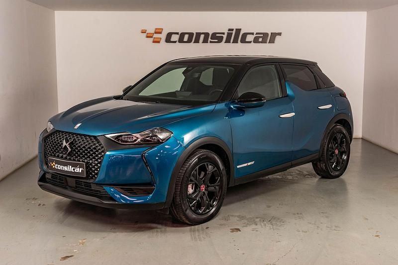 Azul Usado 2021 DS Automobiles DS3 Crossback E-Tense Performance SUV | € 17.480 (Bom preço) - Imagem 1/4