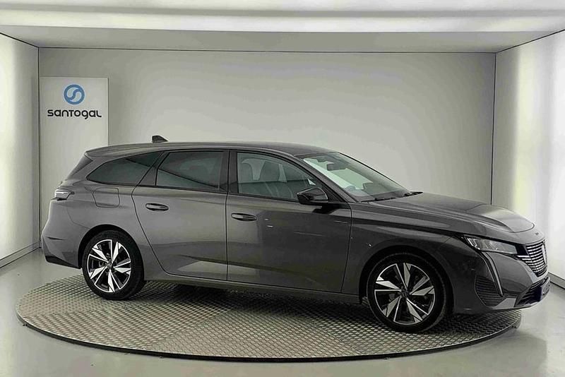 Cinzento Usado 2022 Peugeot 308 Allure Carrinha | € 22.990 (Preço justo) - Imagem 1/4