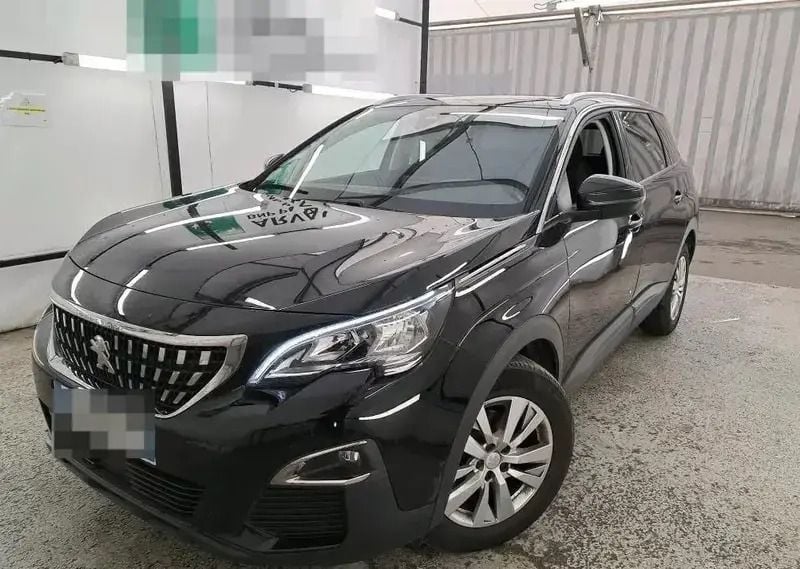 Preto Usado 2020 Peugeot 5008 Active Monovolume | € 22.050 (Preço justo) - Imagem 1/4
