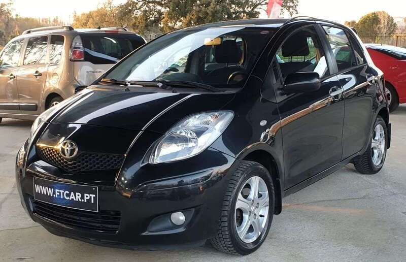 Preto Usado 2010 Toyota Yaris Sport | € 7.990 (Preço justo) - Imagem 1/4