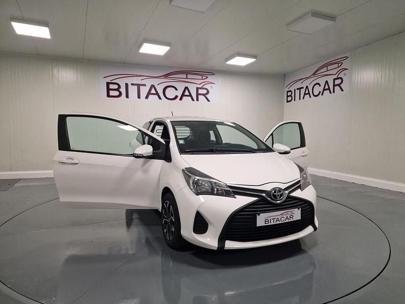 Branco Usado 2014 Toyota Yaris | € 12.950 (Preço justo) - Imagem 1/4