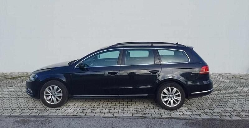 Usado VW Passat 105 HP (77 kW) 2011 Preto Carrinha