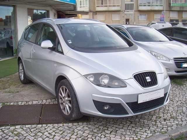 Cinzento Usado 2010 Seat Altea Carrinha | € 7.450 (Preço justo) - Imagem 1/4