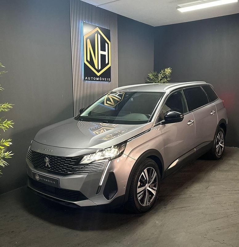 Cinza Usado 2022 Peugeot 5008 Allure Monovolume | € 21.990 (Bom preço) - Imagem 1/4