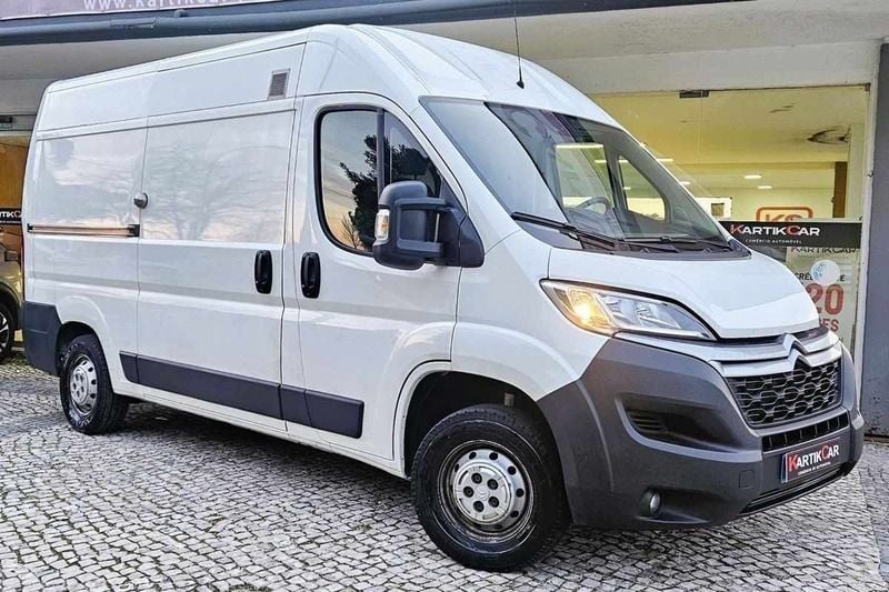 Branco Usado 2020 Citroën Jumper Monovolume | € 17.999 (Super Preço) - Imagem 1/4