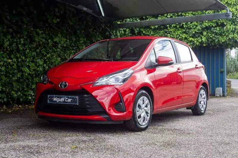 Usado Toyota Yaris 72 HP (52 kW) 2020 Vermelho Citadino