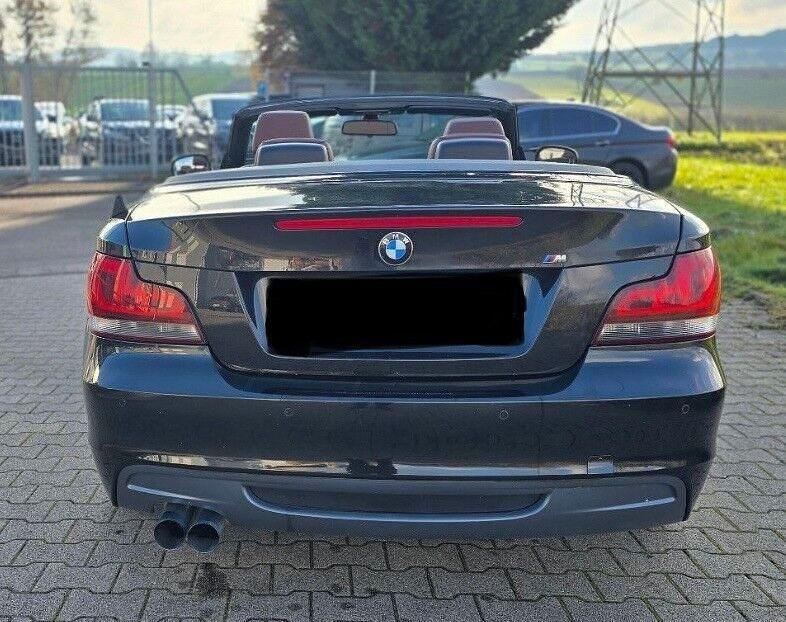 Usado BMW 118 Cabriolet M Sport 143 HP (105 kW) 2011 Preto Cabrios