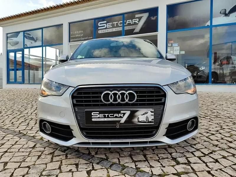 Cinza prata Usado 2010 Audi A1 Citadino | € 9.900 (Preço elevado) - Imagem 1/4