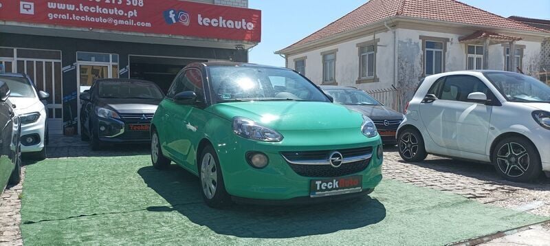 Verde (metalizado) Usado 2015 Opel Adam Glam Citadino | € 10.250 (Preço justo) - Imagem 1/4