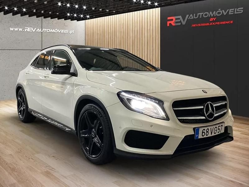 Usado Mercedes GLA180 AMG line 109 HP (80 kW) 2015 Branco SUV