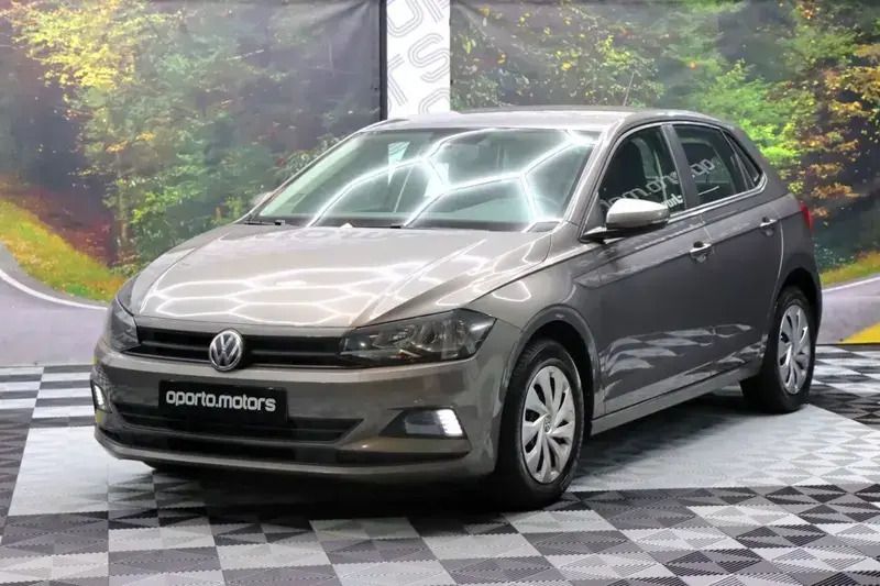 Cinza Usado 2018 VW Polo Comfortline | € 13.990 (Preço justo) - Imagem 1/4