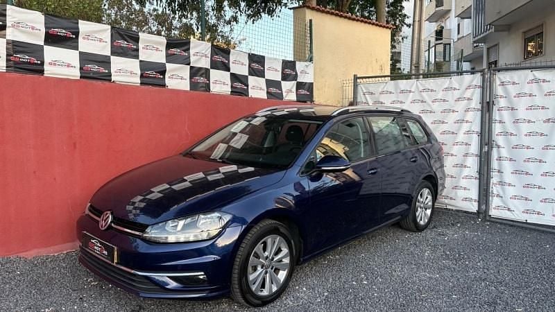 Usado VW Golf VII Highline 115 HP (84 kW) 2019 Azul escuro Carrinha