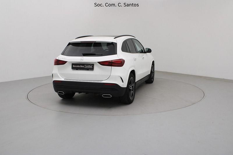 Usado Mercedes GLA200 AMG 150 HP (110 kW) 2024 Branco SUV