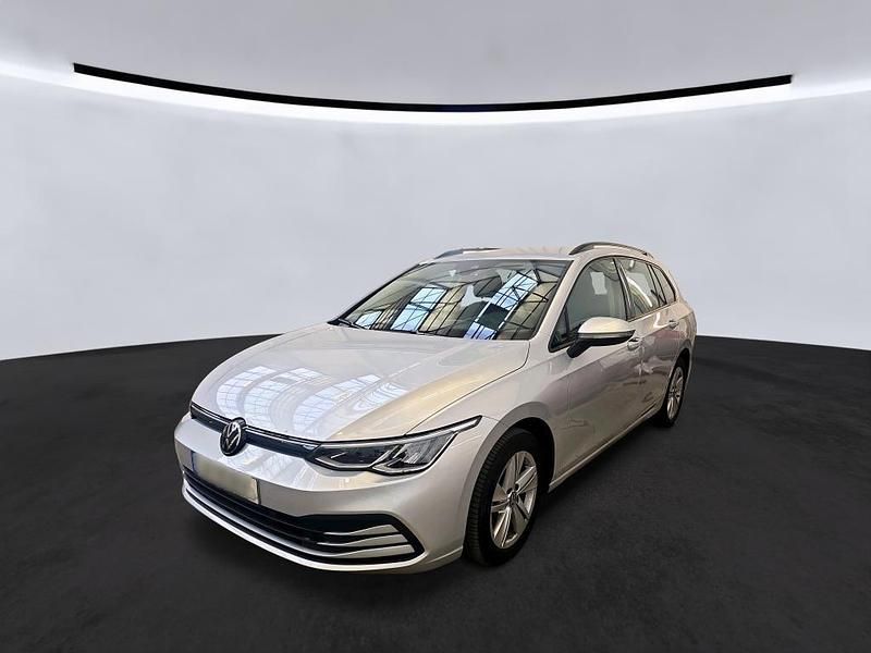 Cinzento Usado 2021 VW Golf VIII Carrinha | € 16.490 (Bom preço) - Imagem 1/4