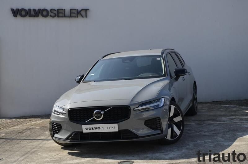 Cinzento Usado 2024 Volvo V60 Plus Carrinha | € 46.300 (Super Preço) - Imagem 1/4