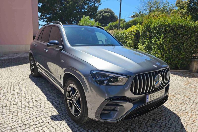Cinzento Usado 2023 Mercedes GLE53 AMG AMG SUV | € 129.900 - Imagem 1/4