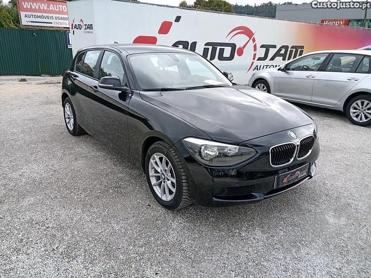Preto Usado 2015 BMW 114 Efficient Dynamics Citadino | € 14.000 - Imagem 1/1
