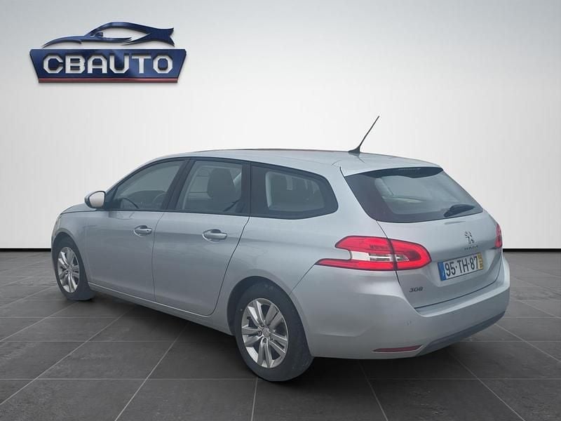 Usado Peugeot 308 SW 120 HP (88 kW) 2014 Cinzento Carrinha