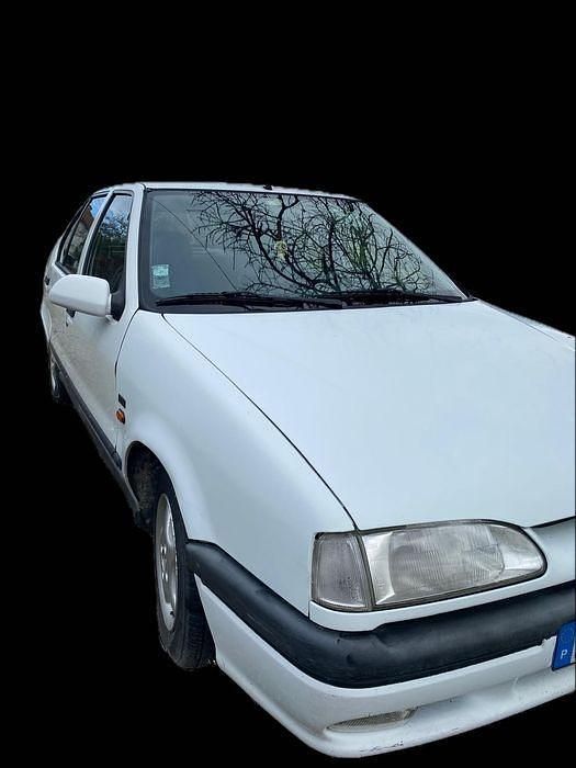 Usado 1994 Renault 19 Sedan | € 1.000 - Imagem 1/4