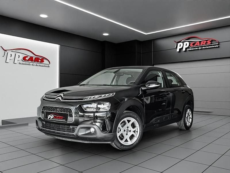 Preto Usado 2018 Citroën C4 Cactus Citadino | € 12.950 (Preço justo) - Imagem 1/4