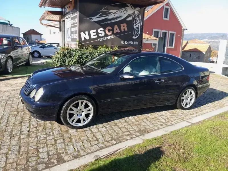 Usado Mercedes CLK230 197 HP (144 kW) 2000 Azul Coupé