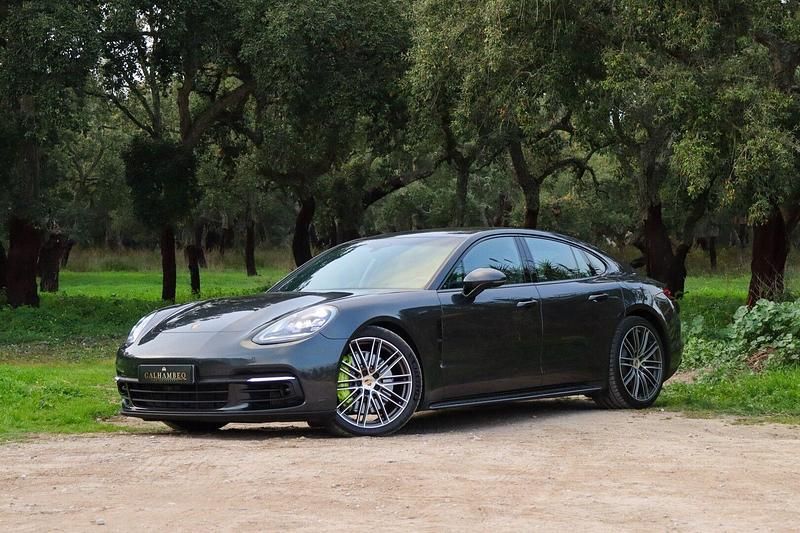 Cinza Usado 2018 Porsche Panamera 4 Sedan | € 69.990 (Bom preço) - Imagem 1/4
