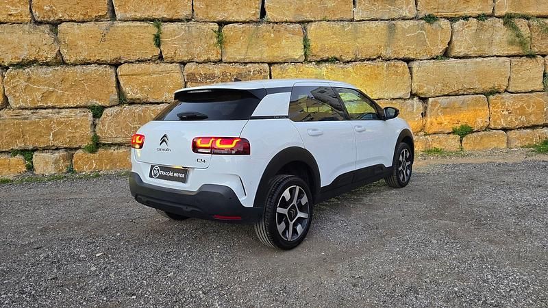 Usado Citroën C4 Shine 102 HP (75 kW) 2019 Branco SUV