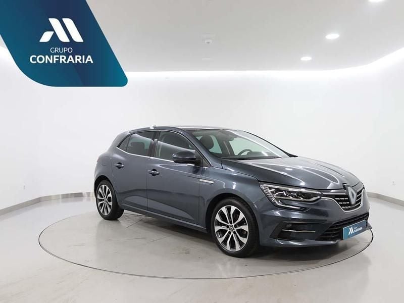 Cinza Usado 2023 Renault Mégane IV Techno Sedan | € 24.780 - Imagem 1/4
